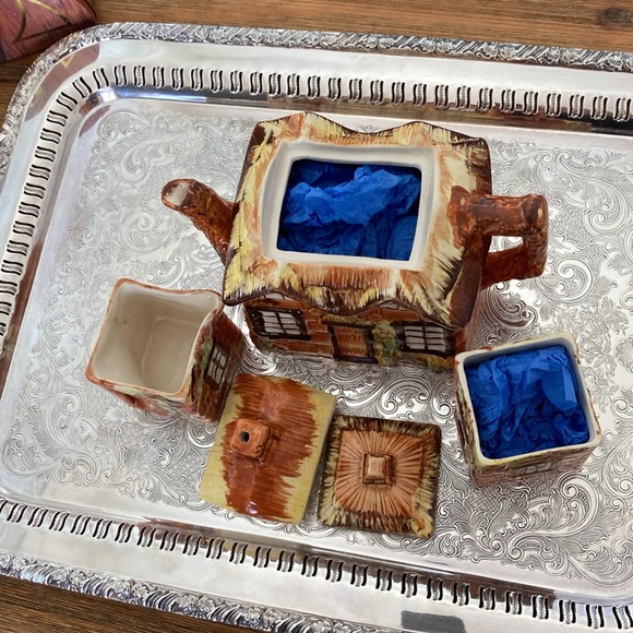 Cottage Ware Tea Set - Picture 3 of 10